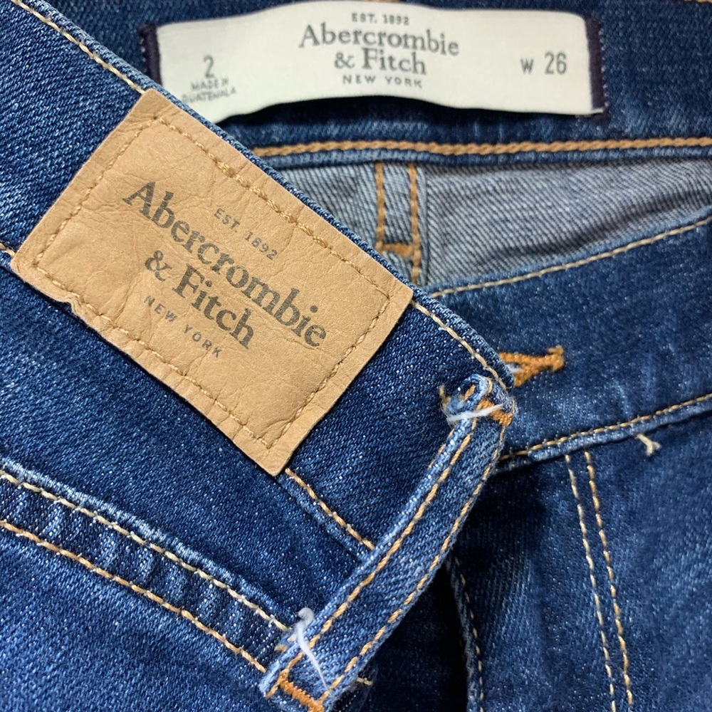 A&F Shorts - Picture 2 of 5